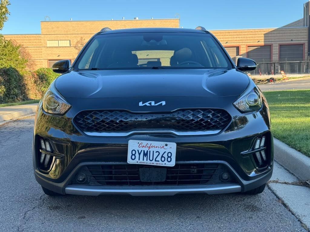 Used 2022 Kia Niro EX Premium FWD image 8