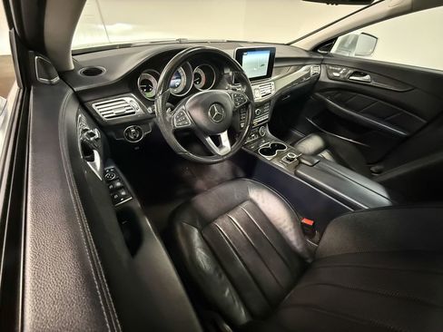 Used 2016 Mercedes-Benz CLS 400 4MATIC image 2