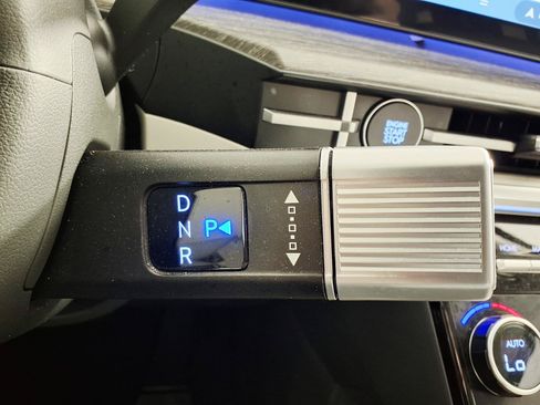 Certified 2025 Hyundai Santa Fe Calligraphy FWD image 21
