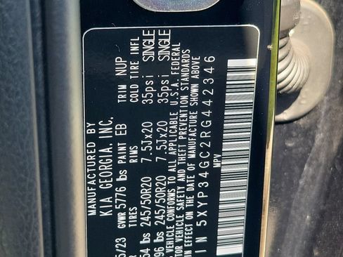 Used 2024 Kia Telluride EX w/ EX Captain's Chair Package FWD image 34