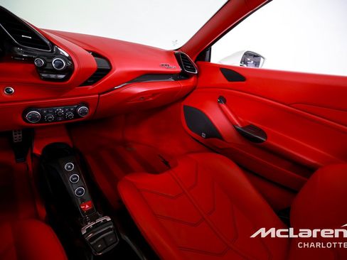 Used 2018 Ferrari 488 Spider RWD image 16