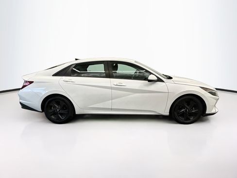 Used 2021 Hyundai Elantra SEL FWD image 10