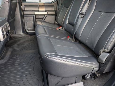 Certified 2022 Ford F250 Lariat w/ Tremor Off-Road Package image 19