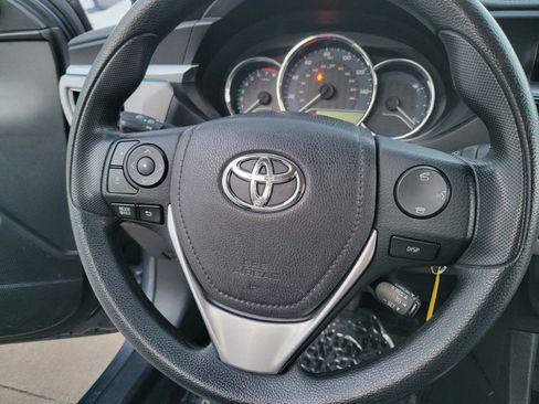 Used 2014 Toyota Corolla LE FWD image 32