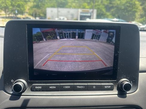 Used 2022 Hyundai Kona SEL AWD/4WD image 8