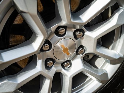 Used 2024 Chevrolet Silverado 1500 W/T w/ WT Value Package image 8