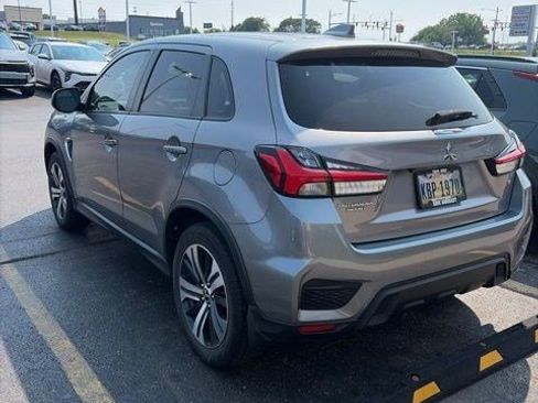 Used 2021 Mitsubishi Outlander Sport SE FWD image 3