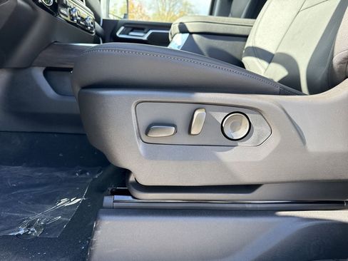 New 2026 GMC Sierra 3500 SLT w/ SLT Premium Package image 14