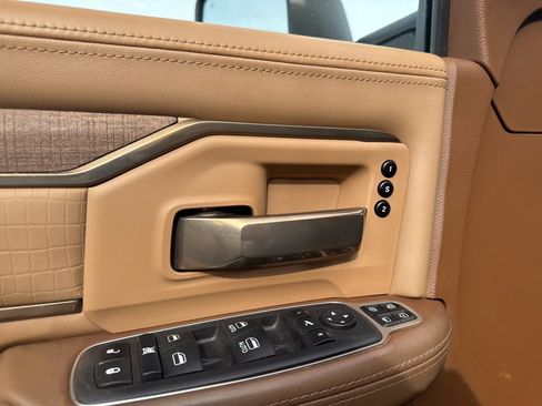 Used 2024 RAM 3500 Limited w/ Safety Group image 11