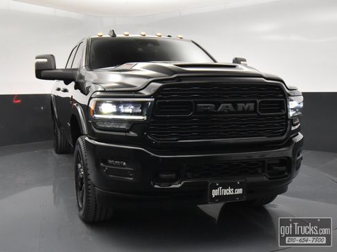 Used 2024 RAM 2500 Limited image 47