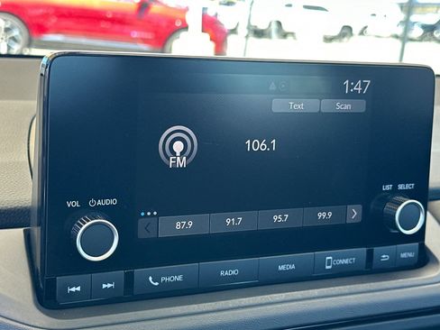 Certified 2025 Honda Accord SE image 17