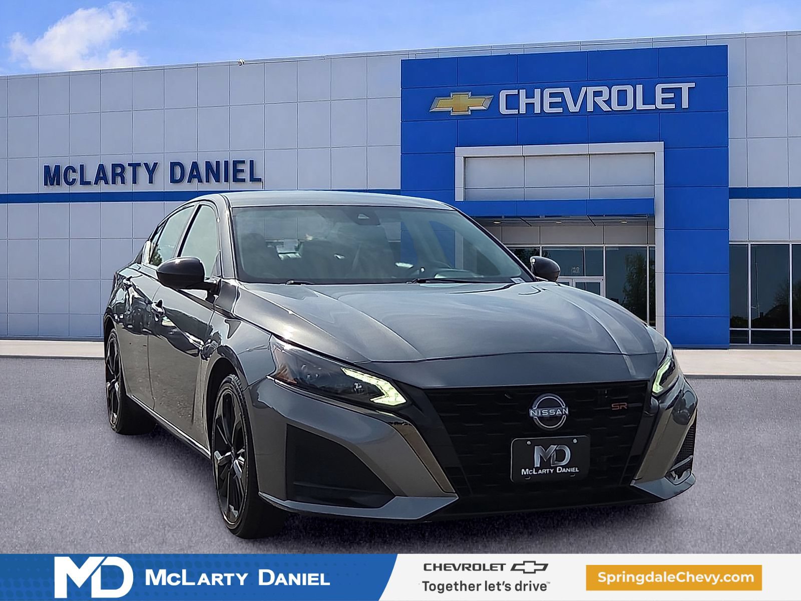 Used 2023 Nissan Altima 2.5 SR FWD image 1