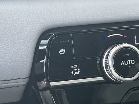 New 2025 Honda Pilot Touring image 18