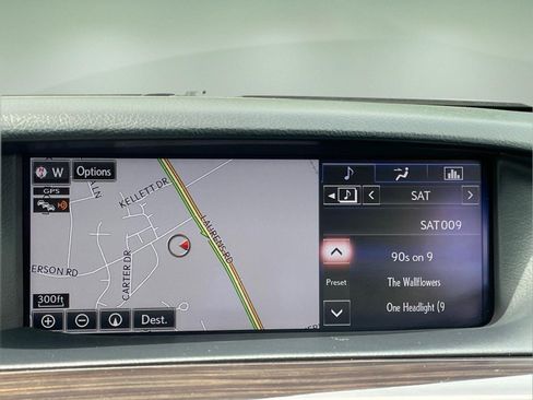 Used 2015 Lexus LS 460 w/ Comfort Package RWD image 24