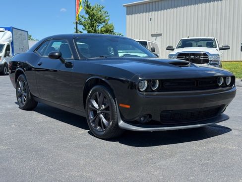 Used 2020 Dodge Challenger GT w/ Blacktop Package AWD/4WD image 2