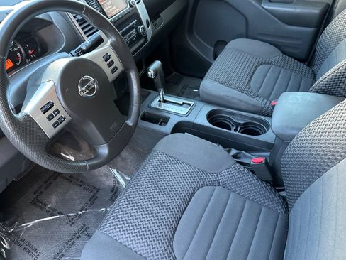 Used 2018 Nissan Frontier SV RWD image 10