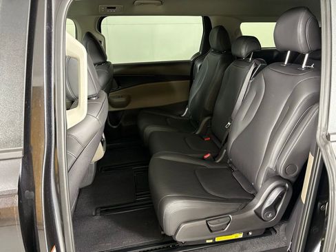 New 2026 Kia Carnival image 39