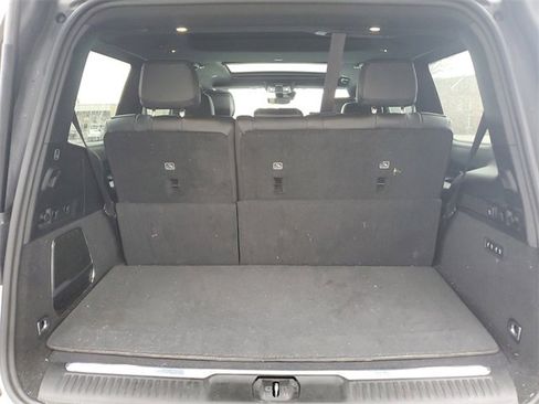 Used 2022 Jeep Grand Wagoneer Series I image 8