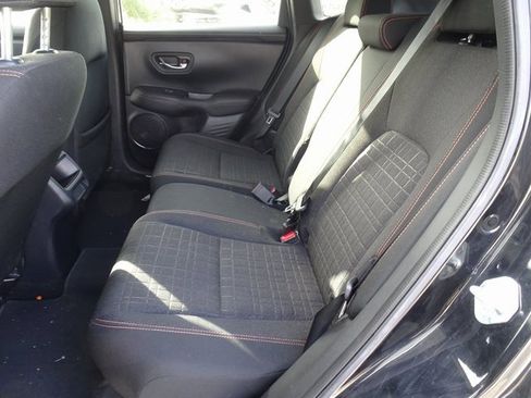 Used 2024 Honda HR-V Sport image 9