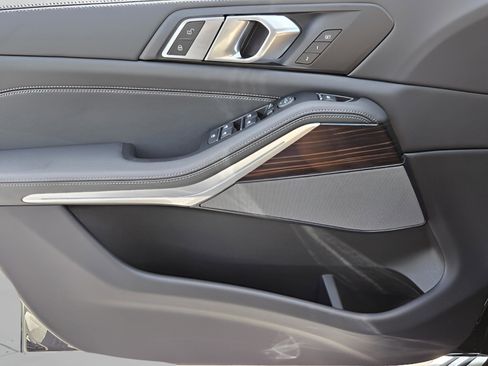 New 2026 BMW X5 sDrive40i image 36