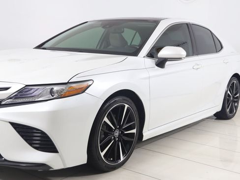Used 2019 Toyota Camry XSE FWD image 50