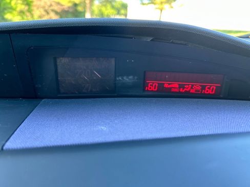 Used 2011 MAZDA MAZDA3 s Grand Touring image 19