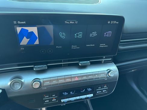 Used 2025 Hyundai Kona SEL AWD/4WD image 18