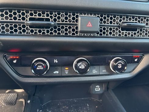 Used 2024 Honda HR-V Sport image 9