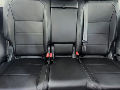 Used 2020 Volkswagen Tiguan SEL image 20