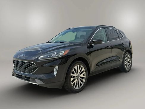 Used 2021 Ford Escape Titanium AWD/4WD image 3