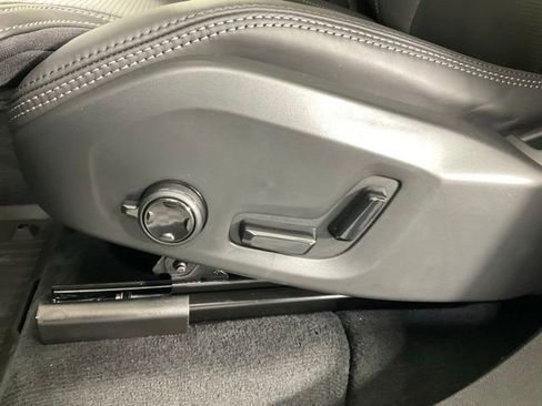 New 2026 Volvo XC90 B6 Ultra w/ Protection Package image 29