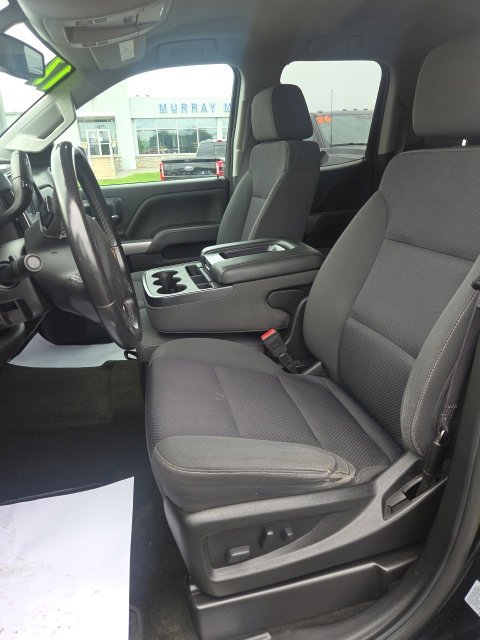 Used 2017 Chevrolet Silverado 1500 LT w/ Redline Edition AWD/4WD image 13