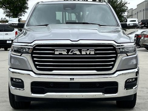 Used 2025 RAM 1500 Laramie AWD/4WD image 9