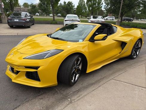 Used 2026 Chevrolet Corvette Z06 w/ Chrome Exterior Badge Package RWD image 7