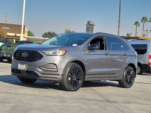 Certified 2024 Ford Edge SE w/ Black Appearance Package image 1