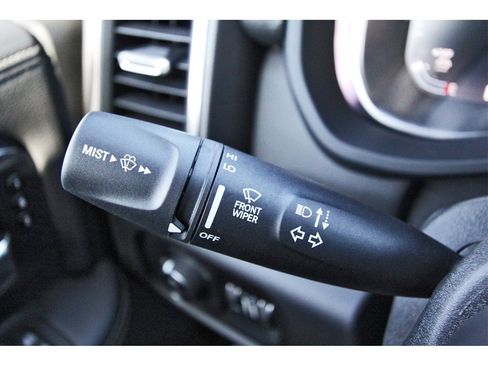 Used 2025 RAM 2500 Laramie image 17