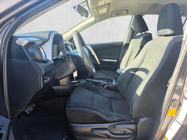Used 2014 Toyota RAV4 LE AWD/4WD image 20