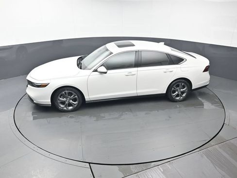 Certified 2024 Honda Accord EX image 36