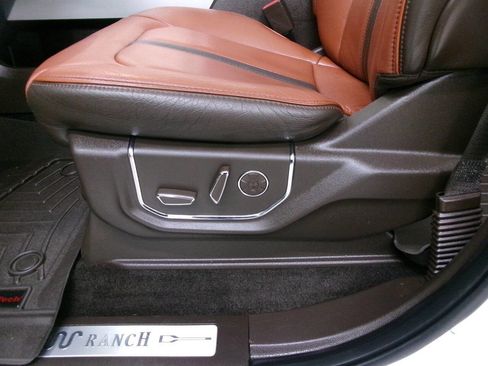 Used 2018 Ford F150 King Ranch w/ Equipment Group 601A Luxury AWD/4WD image 28