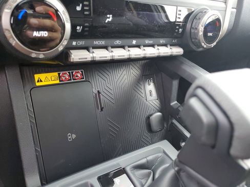 New 2026 Toyota Tacoma TRD Off-Road AWD/4WD image 29