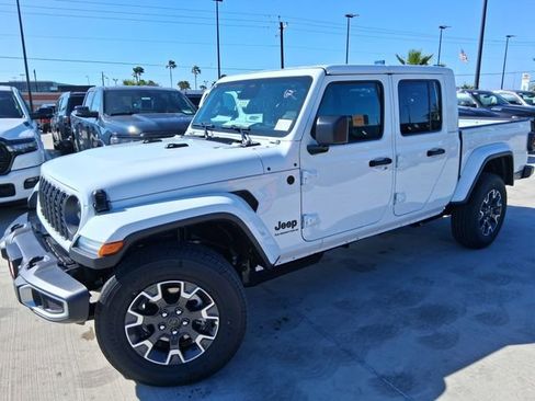 New 2026 Jeep Gladiator Sport image 3