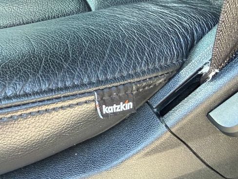 Used 2017 Dodge Grand Caravan SE w/ Power Window Group FWD image 32