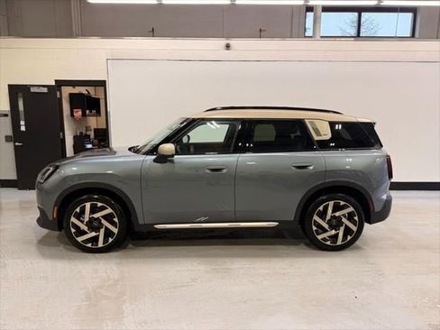 New 2025 MINI Cooper Countryman S image 2