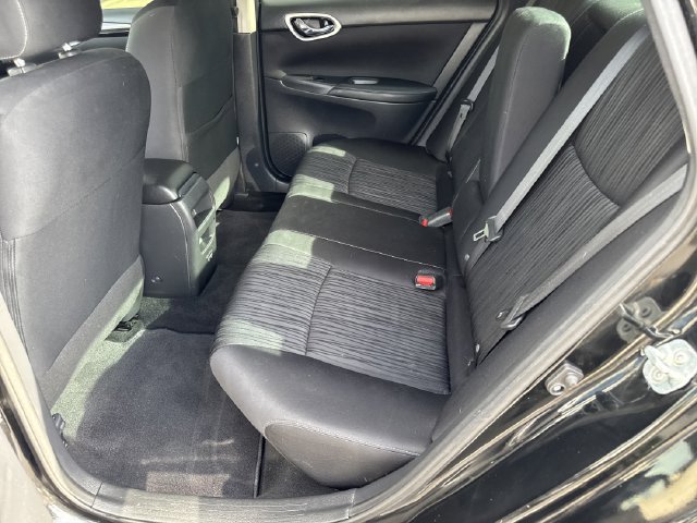 Used 2019 Nissan Sentra SV w/ Special Edition Package FWD image 13