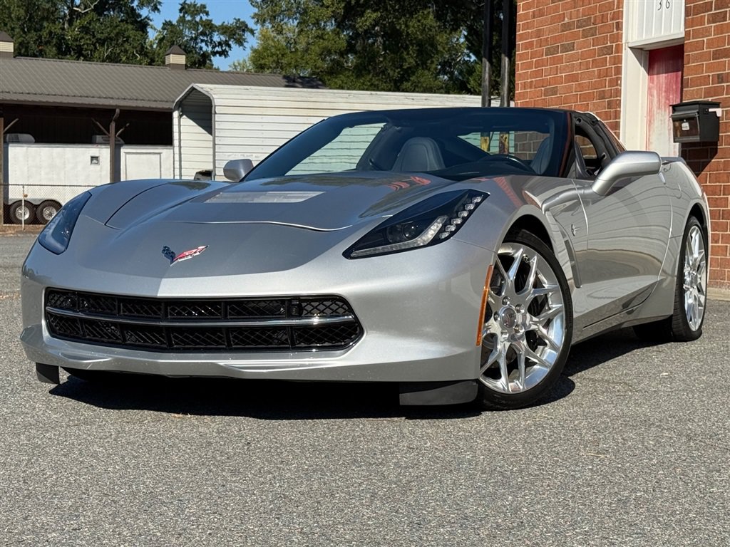 Used 2017 Chevrolet Corvette Stingray Coupe RWD image 11
