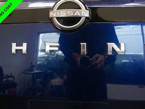 Used 2022 Nissan Pathfinder Platinum w/ Cargo Package image 84