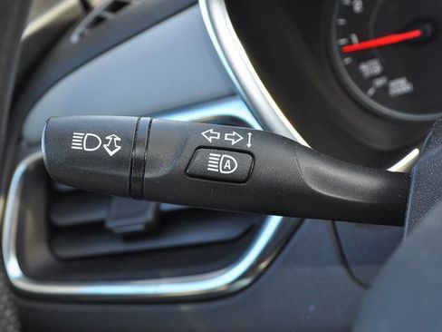 Used 2023 Chevrolet Equinox LS w/ LS Convenience Package image 33