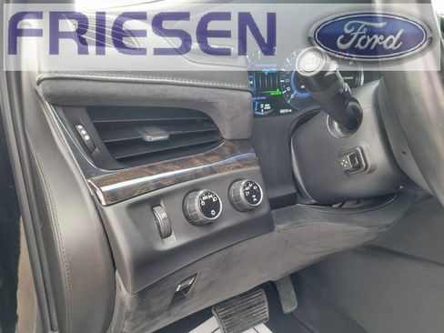 Used 2016 Cadillac Escalade ESV Platinum image 13