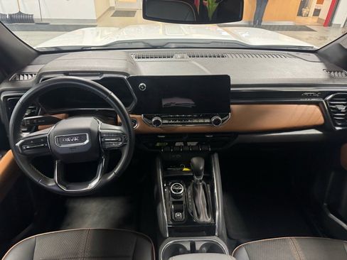 Used 2024 GMC Canyon AT4 w/ Technology Package image 14