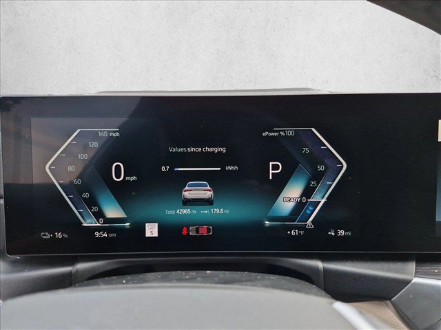 Used 2023 BMW i4 eDrive40 w/ Premium Package RWD image 9